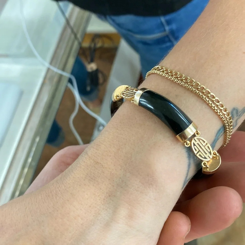 369040 14k black onyx bracelet
